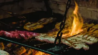 El restaurante de carretera especializado en carne a la brasa: está en la Guía Repsol