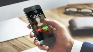 Así funciona el timo de la "llamada perdida" del que alerta la Guardia Civil