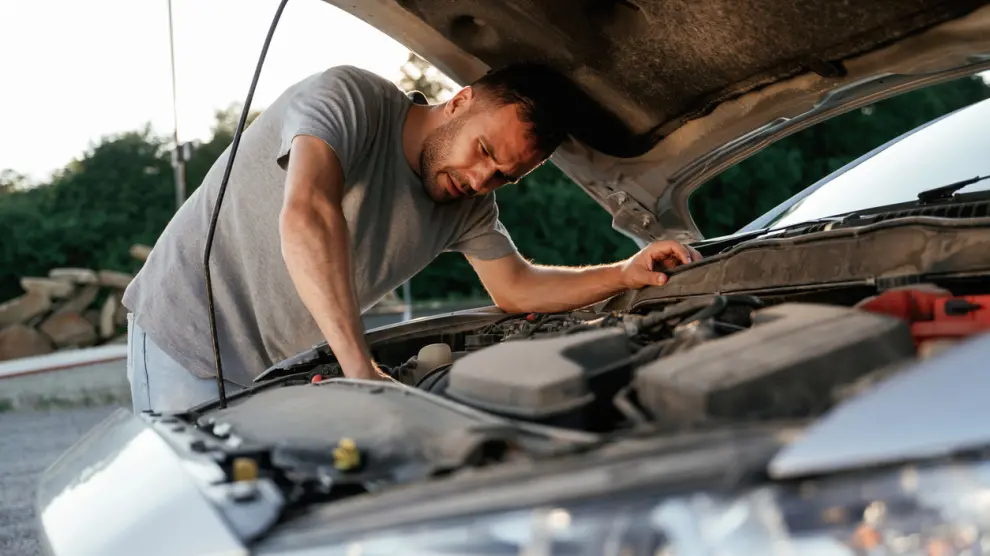 Cambiar esta pieza del coche sin ayuda de un mecánico puede salirte caro
