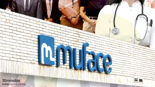 Los funcionarios ya pueden optar por la sanidad pública ante el temor del fin de Muface.