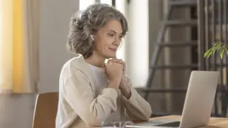 El SEPE busca desempleados que deseen empleo fijo y teletrabajo con sueldos de 2.500 euros