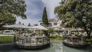 Lago del restaurante El Jardín de la Máquina